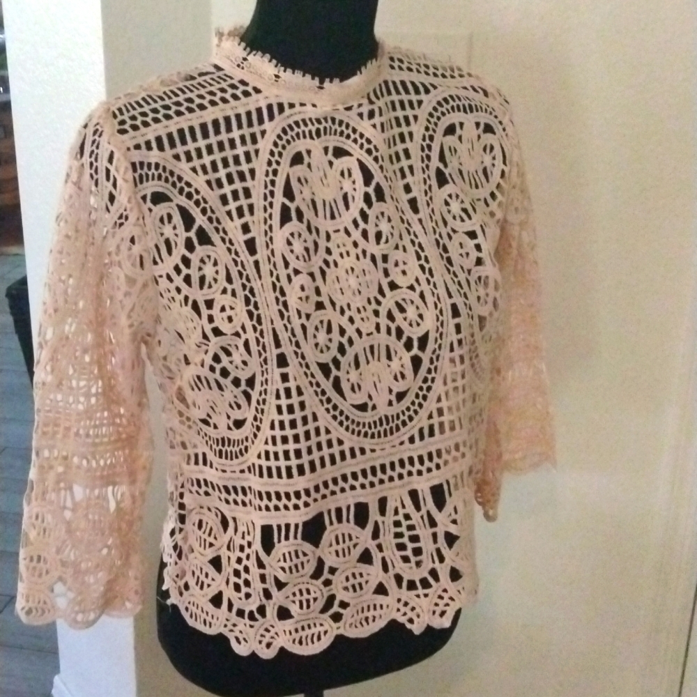 Mele E‎ Pere Macrame Pink Top